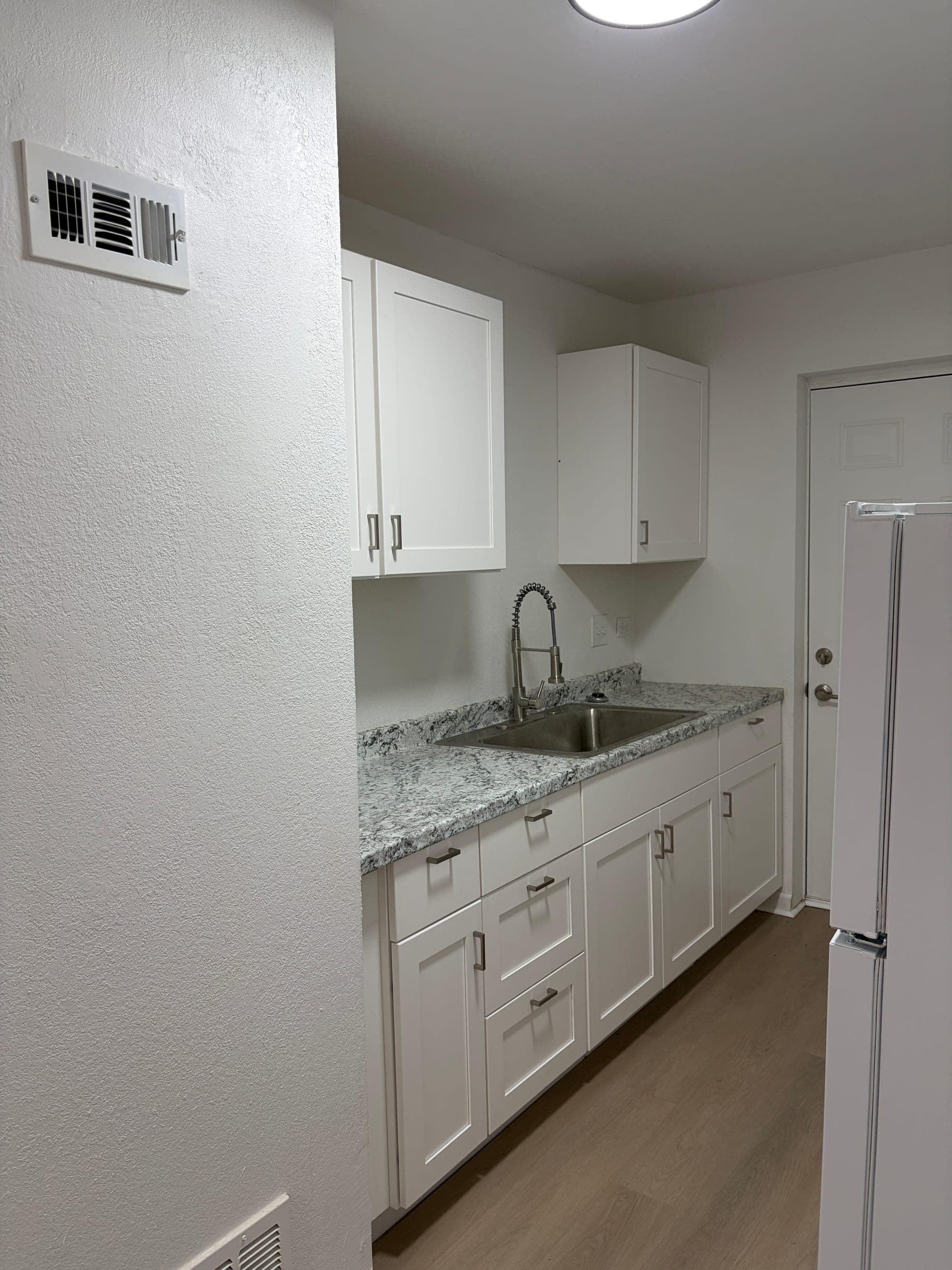 Renovated Two Bedroom Deluxe kitchen
